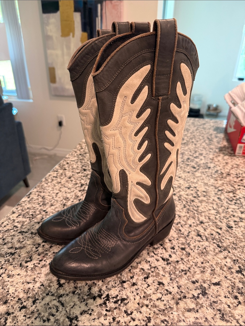 Aldo Two-Tone Blue and Cream Western Boots